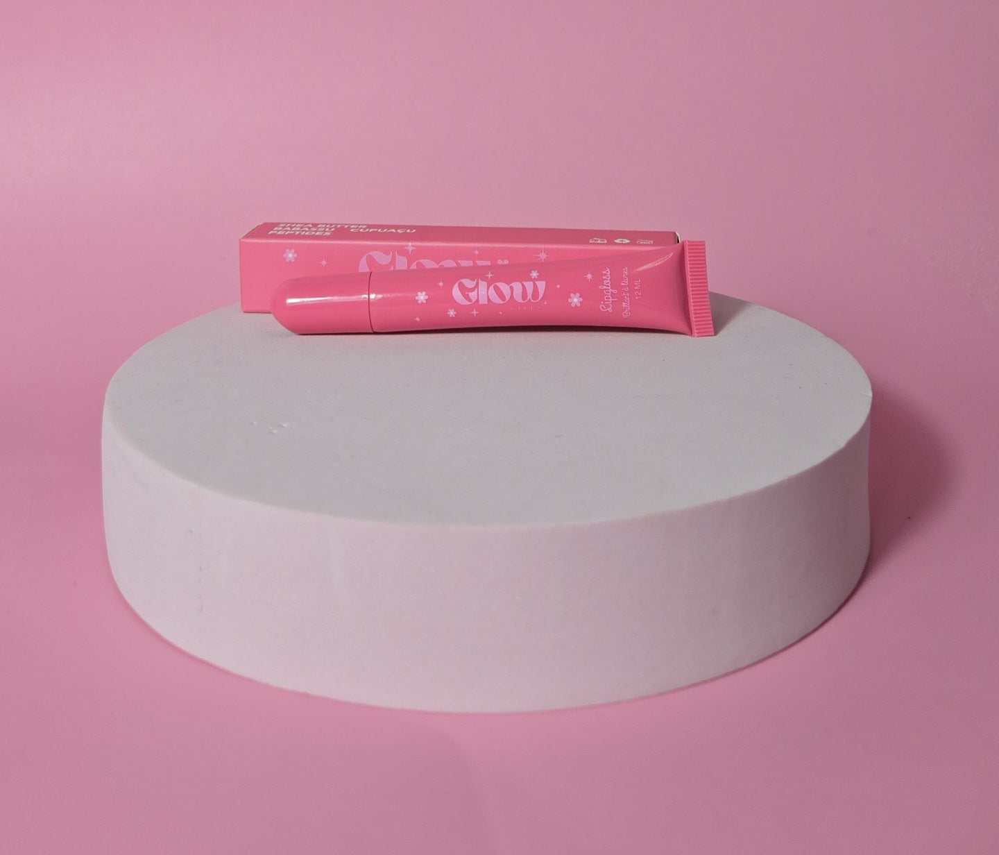 Lip squeeze