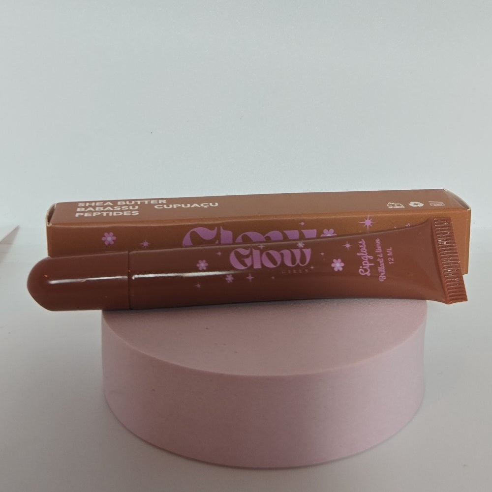 Lip squeeze